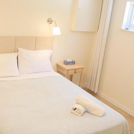Applewood Gardens Apartment Mississauga Esterno foto
