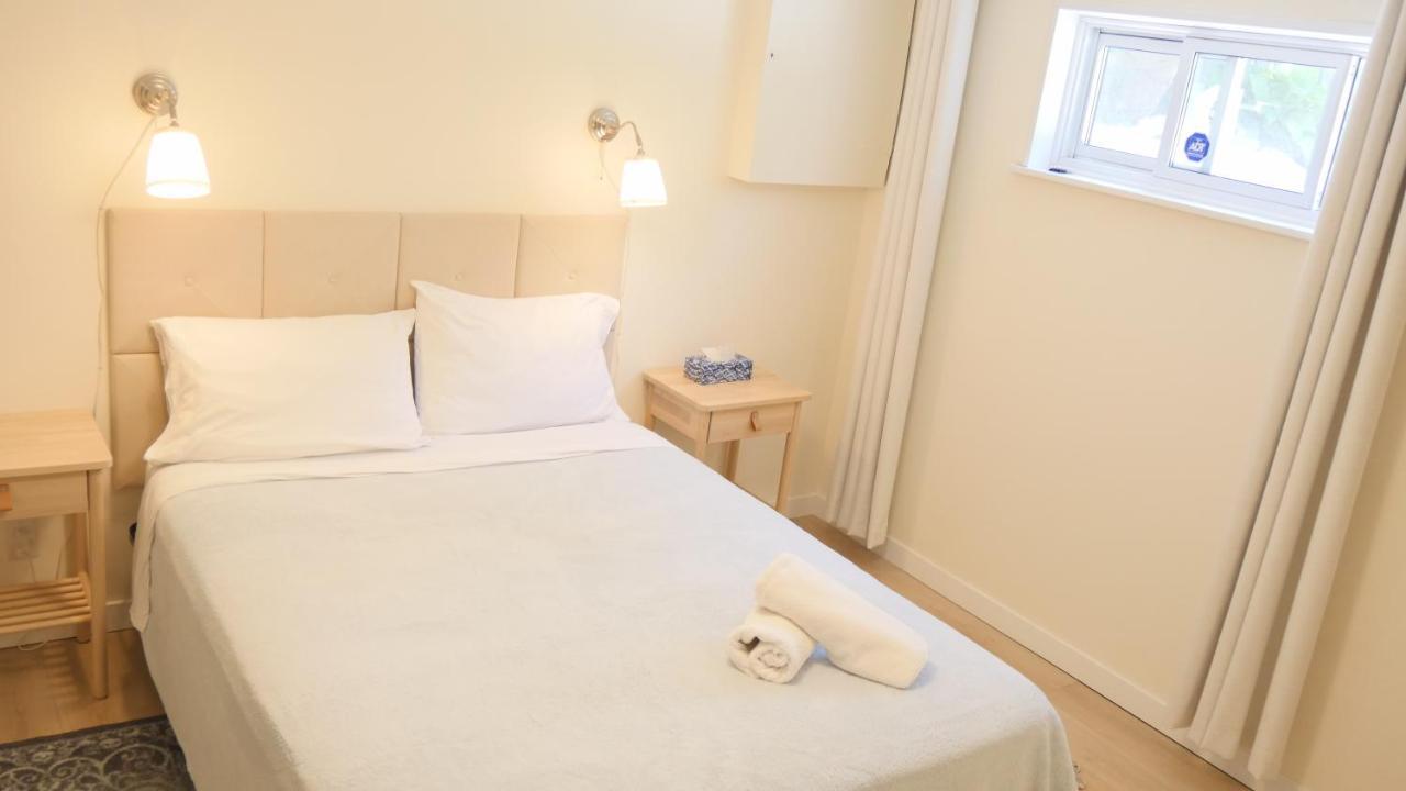 Applewood Gardens Apartment Mississauga Esterno foto