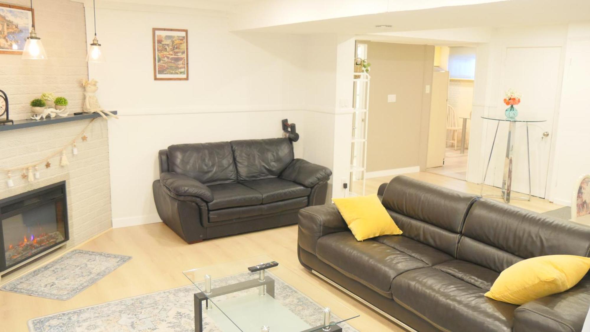 Applewood Gardens Apartment Mississauga Esterno foto